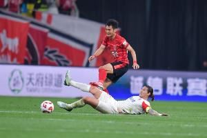 ：廖力生租借加盟深圳新鹏城半年，深圳承担球员工资