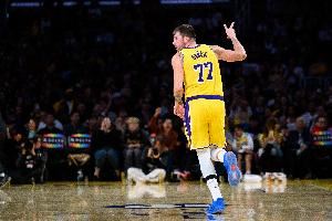 东契奇：我们进攻还有很大提升空间 但不做好防守一切都毫无意义图片